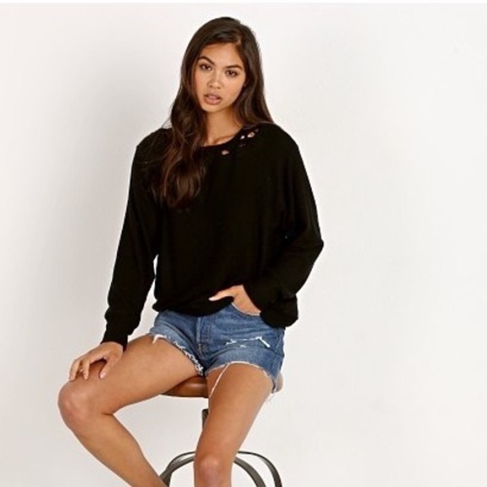 LNA Black Lattice Shoulder Cutout Long Sleeve Top Tencel Blend Size M USA soft